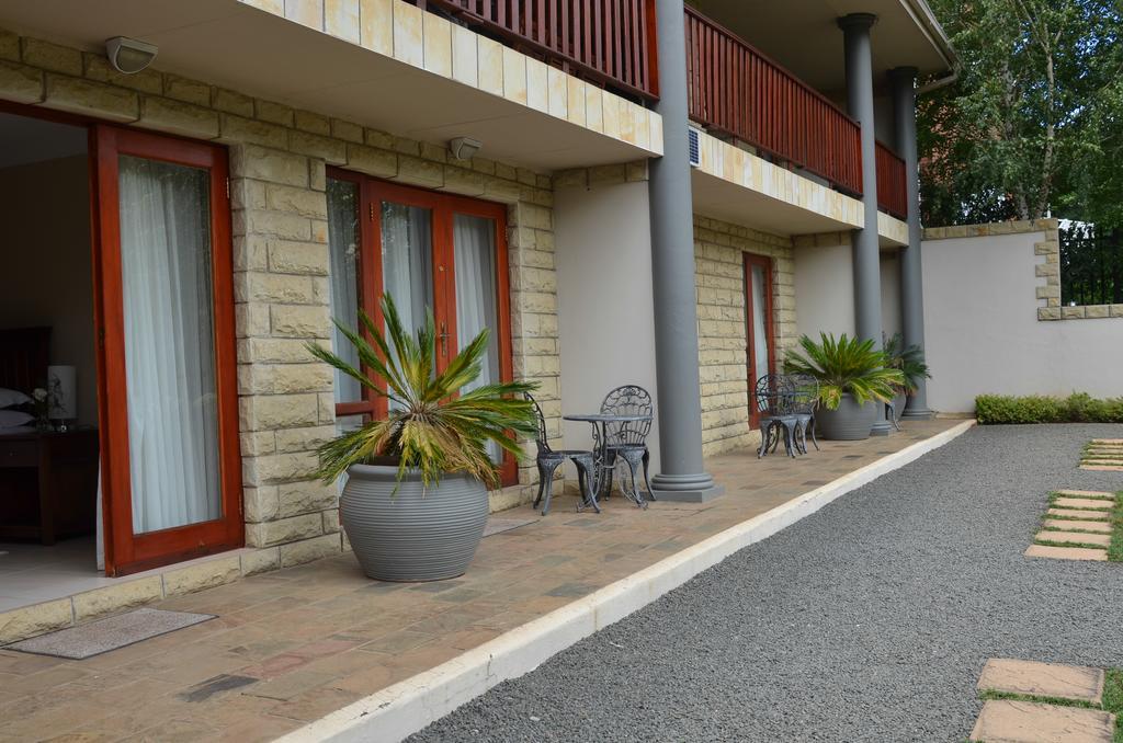 Riverwalk Bed And Breakfast Clarens Esterno foto