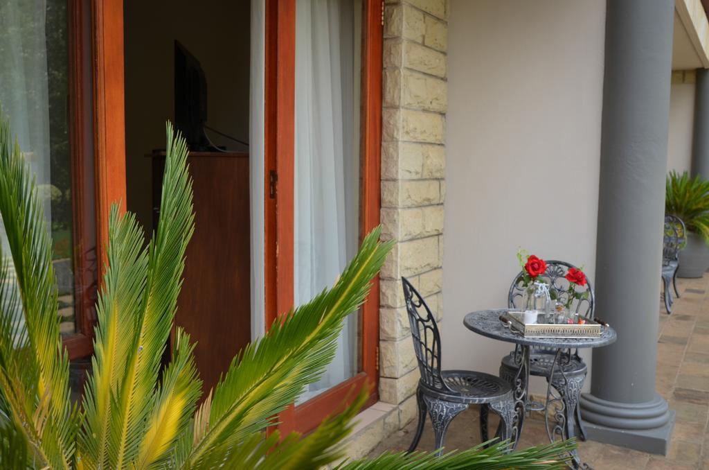 Riverwalk Bed And Breakfast Clarens Esterno foto